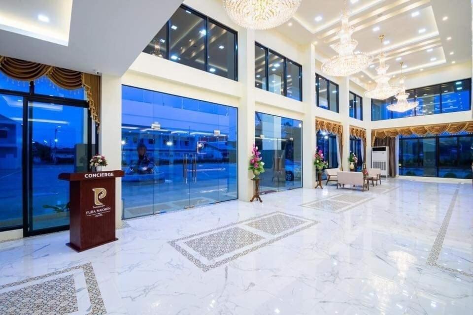 Pura Nakhon Hotel Накхонсітхаммарат Екстер'єр фото